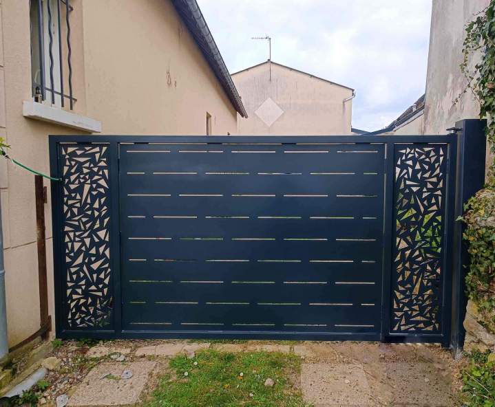 Nous maîtrisons la mécano-soudure et l’assemblage de pièces en métal.